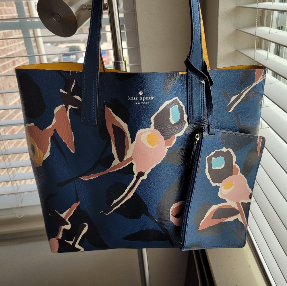 Kate spade reversible tote